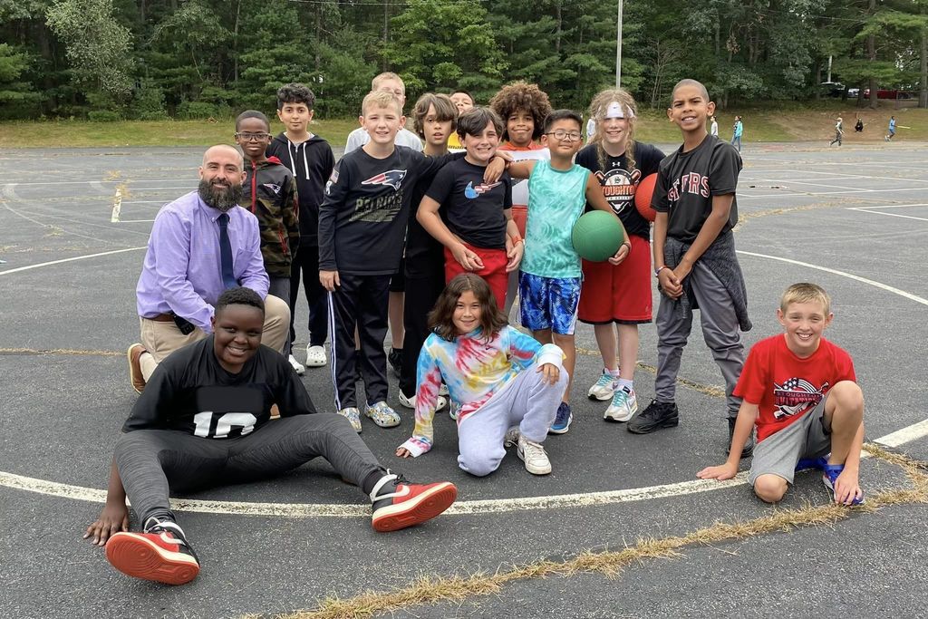 Dawe School 5th Graders at Recess