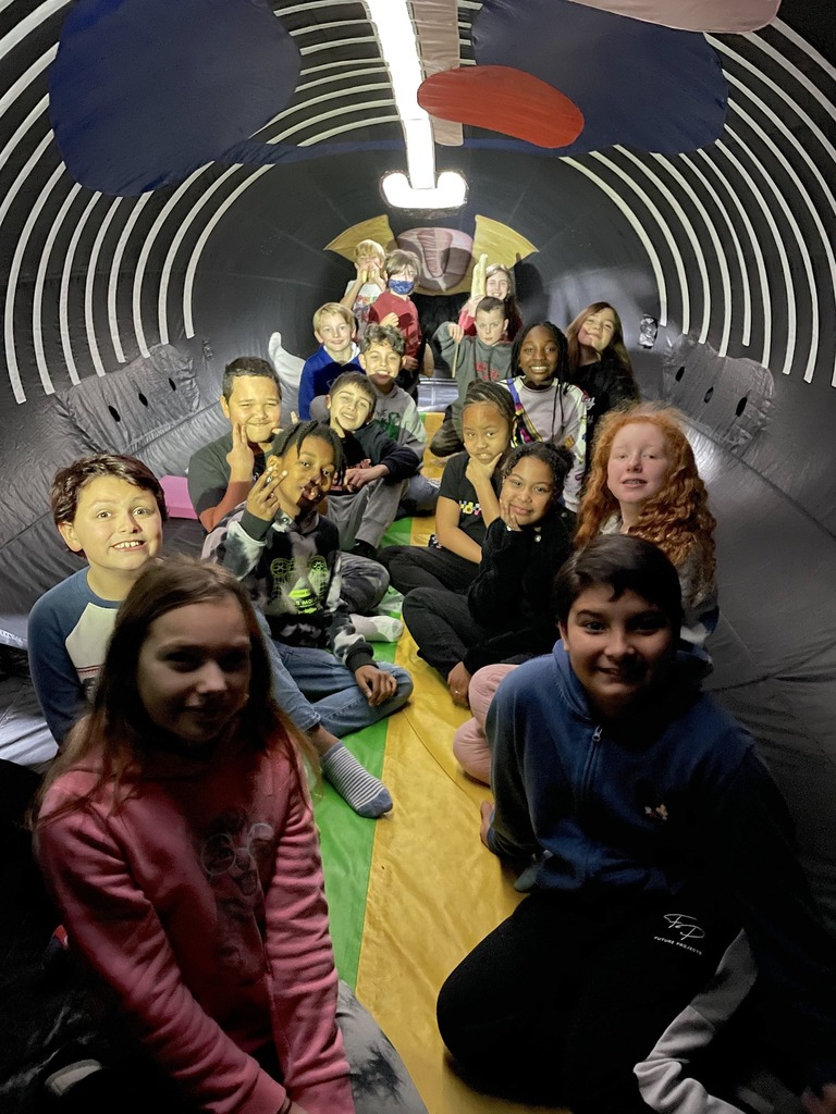 Whalemobile visits the Dawe School